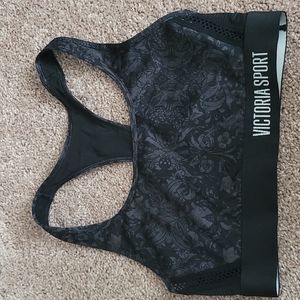 Victoria Sports Bra